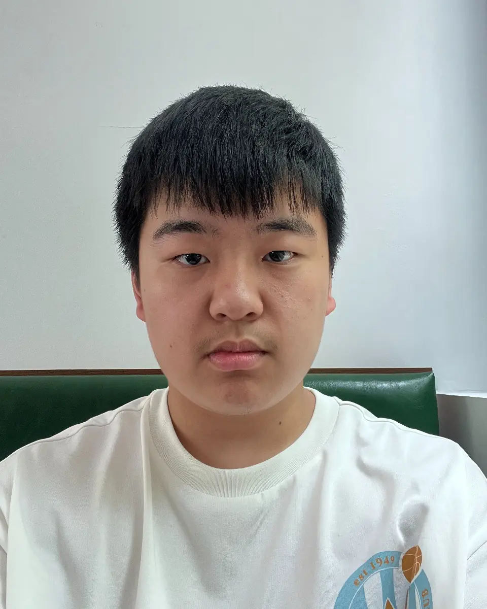 Portrait of Xia Yicheng